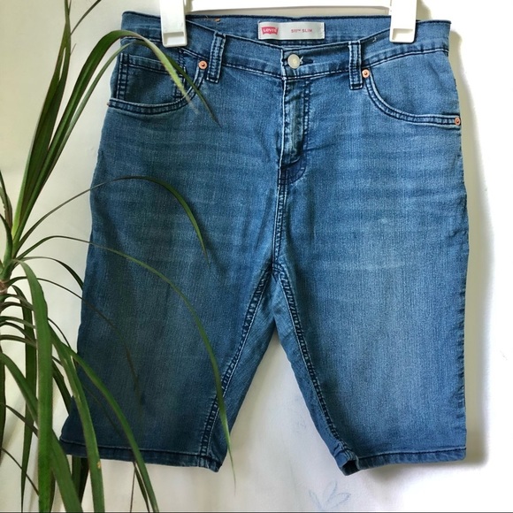 LEVI’s 511 Women’s Mid Wash Blue Denim Jeans Bermuda Shorts Whiskering Size 29 - Picture 4 of 14